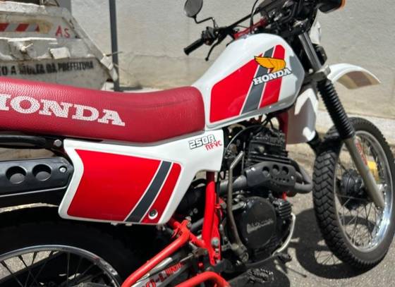 HONDA XLX 250R 